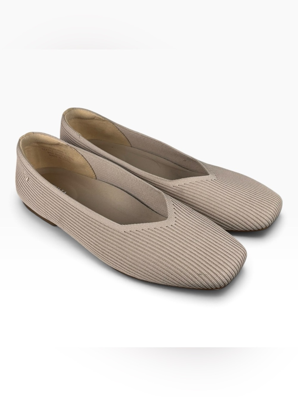 VIVAIA Margot 2.0 Women’s 9.5 Almond Square Toe V-Cut Knit Ballet Flats